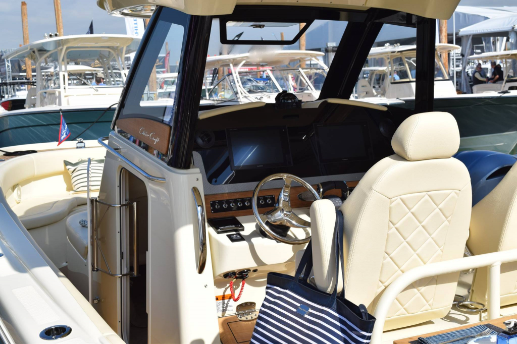 Catalina 30-1.jpg Catalina 30-1.jpg